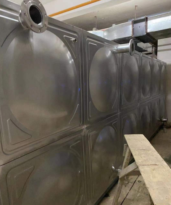 秦皇岛日常维护不锈钢水箱的流程是怎样的